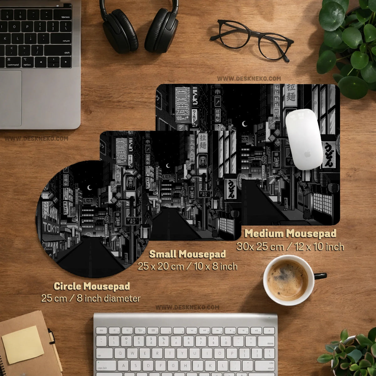 Black white tokyo desk mat