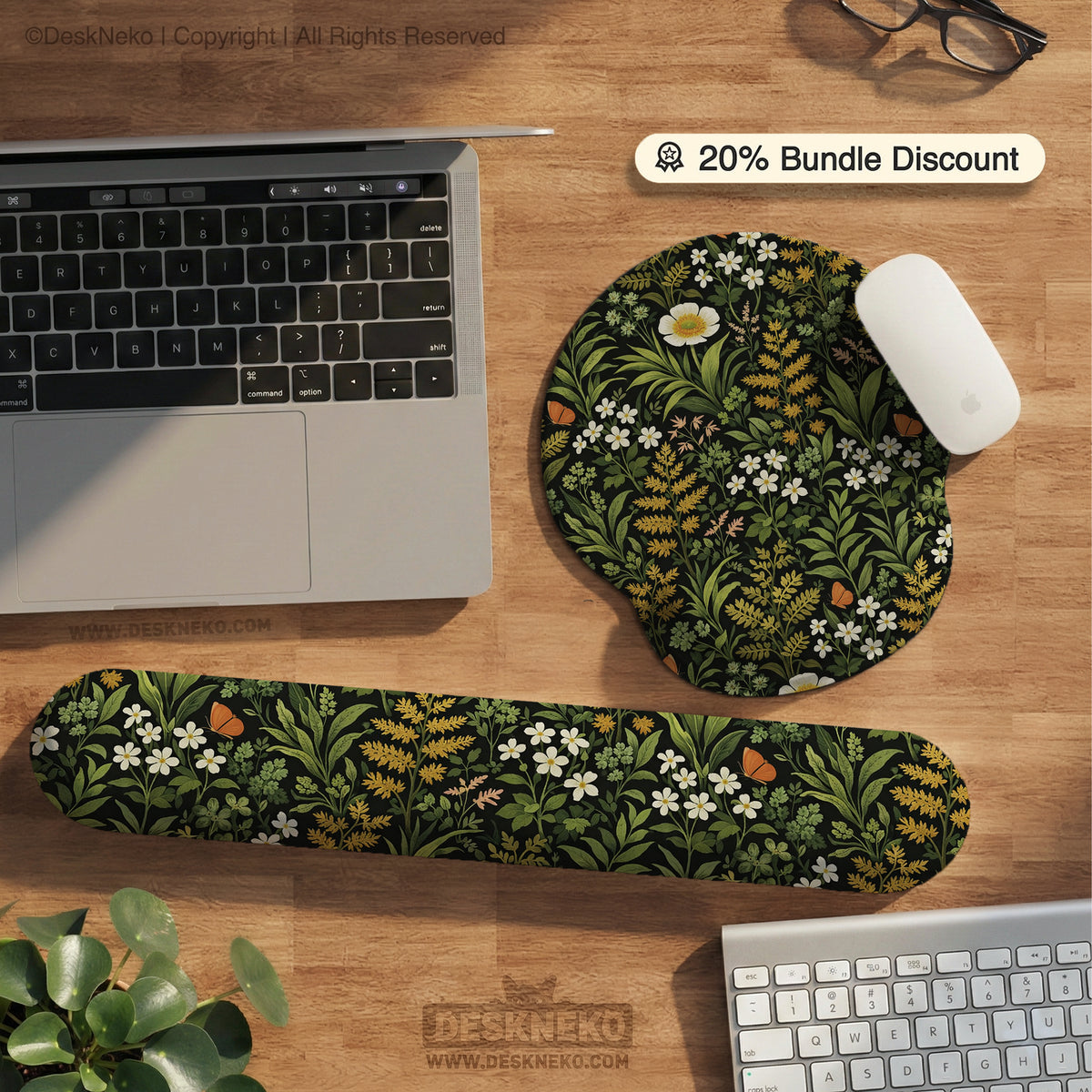 Dark botanical desk mat