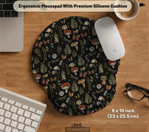 Woodland pattern wrist rest