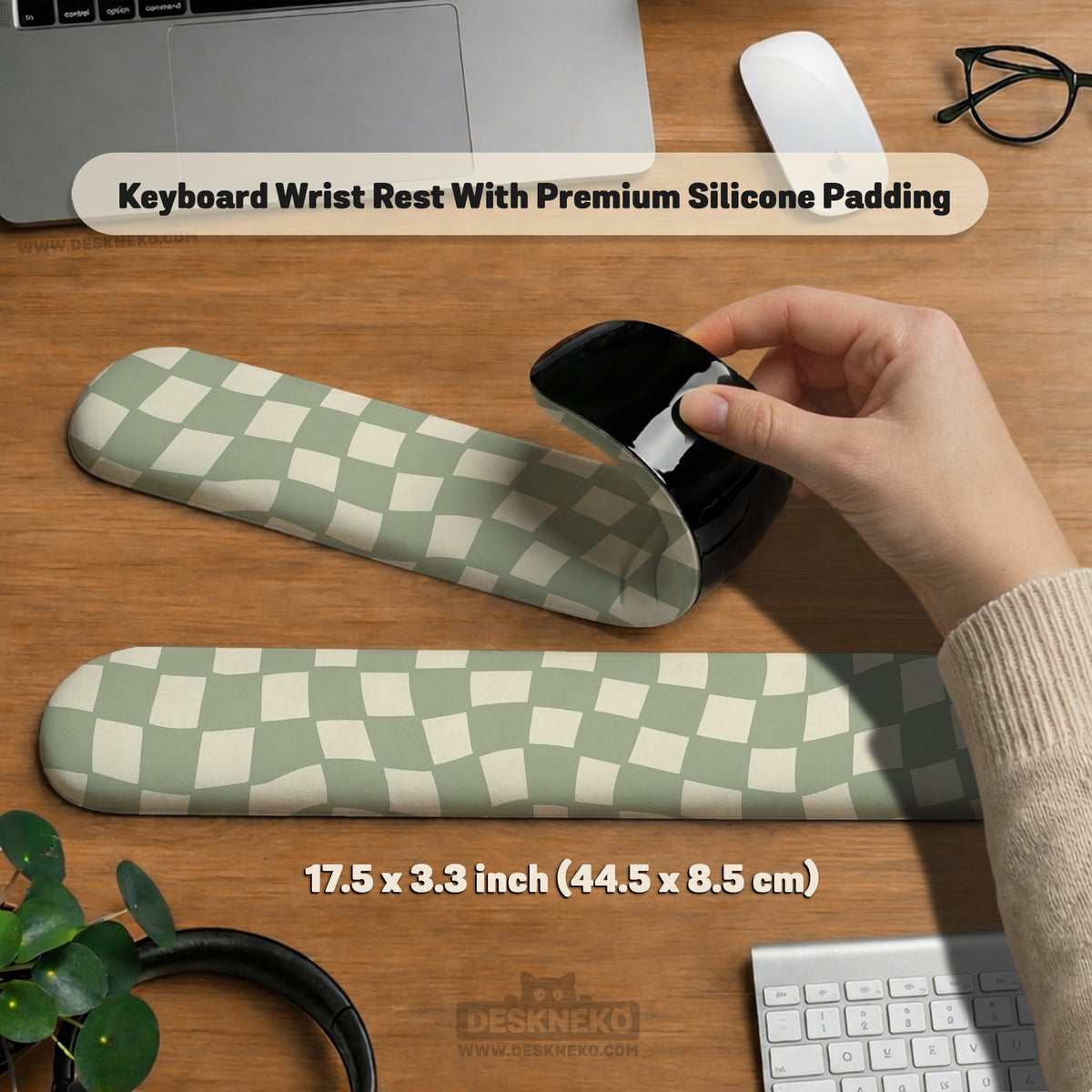 Sage checkered ergonomic wrist rest