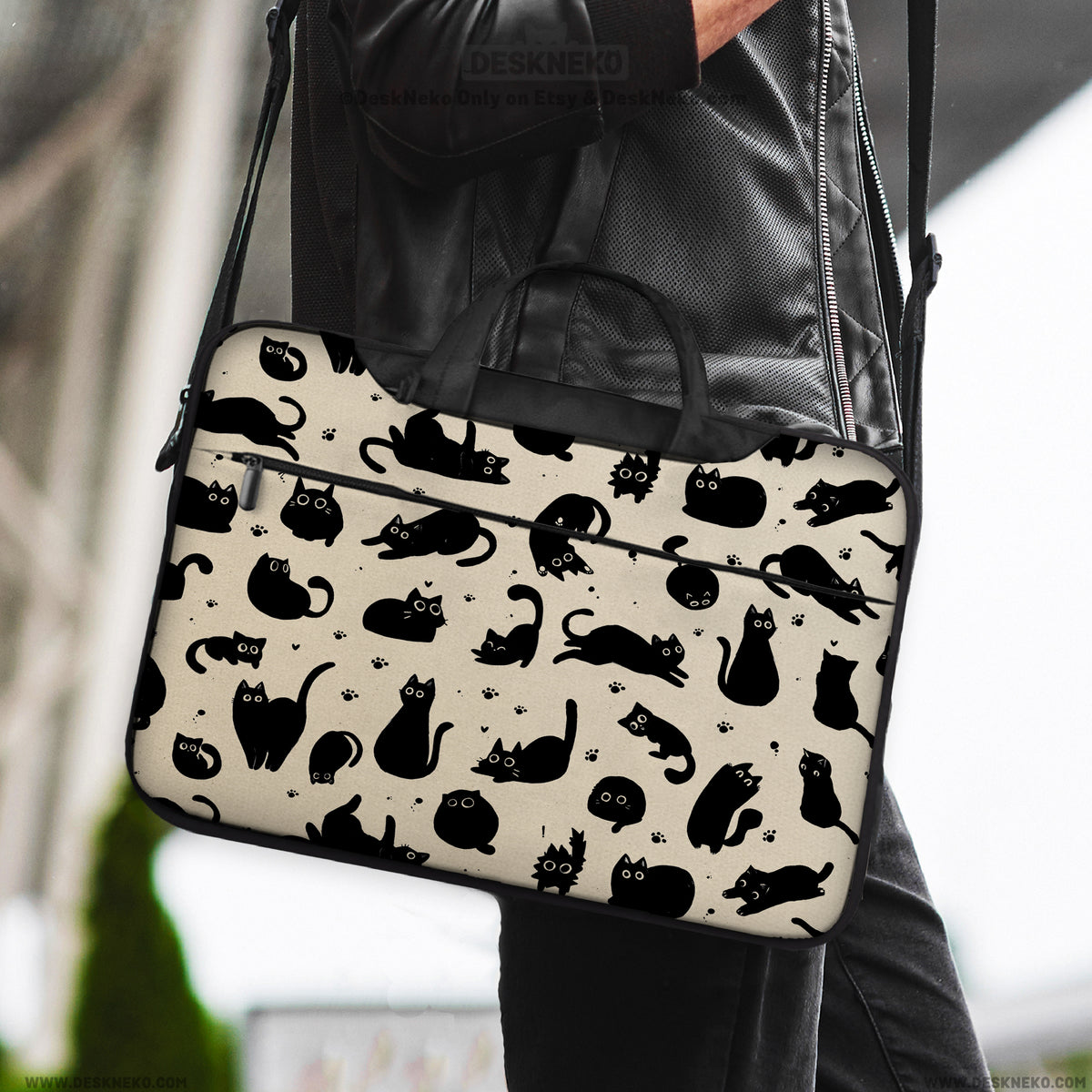 Cat pattern laptop sleeve