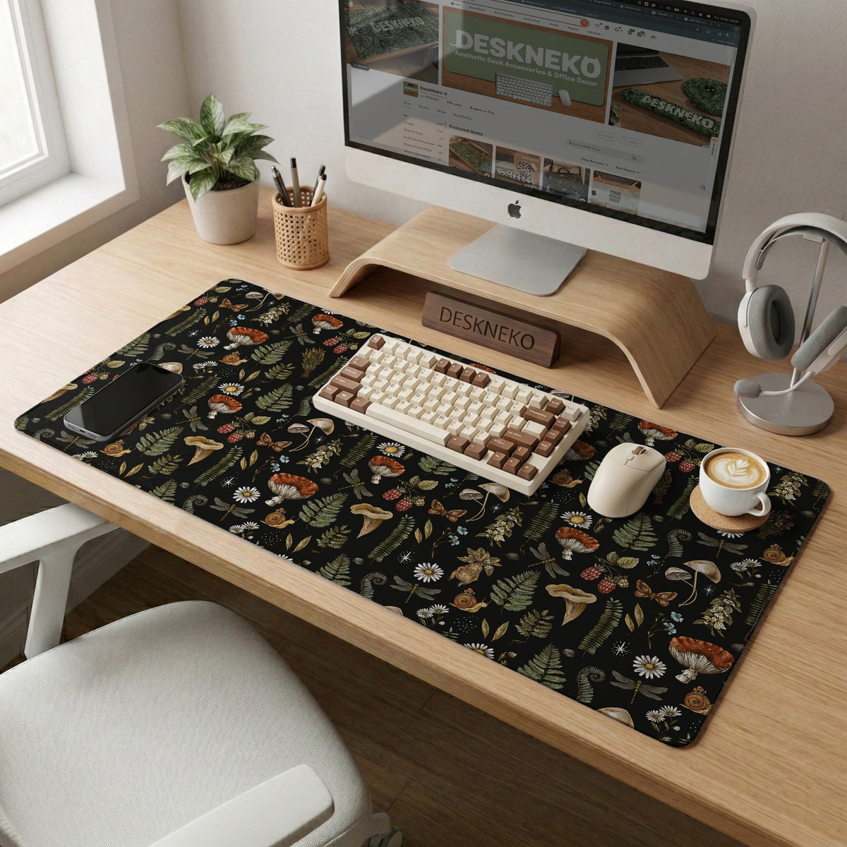 Dark botanical desk mat mousepad