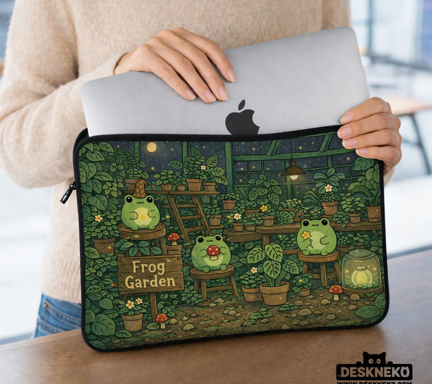Frog Garden Laptop Sleeve - Deskneko