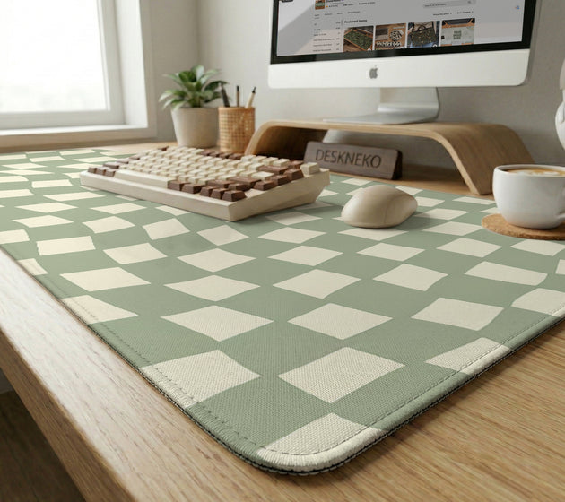 Green checker desk mat