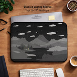Black cat mountains laptop sleeve & bag