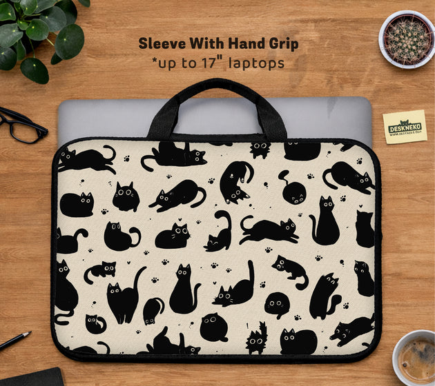 Cat pattern laptop sleeve