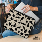 Cat pattern laptop sleeve