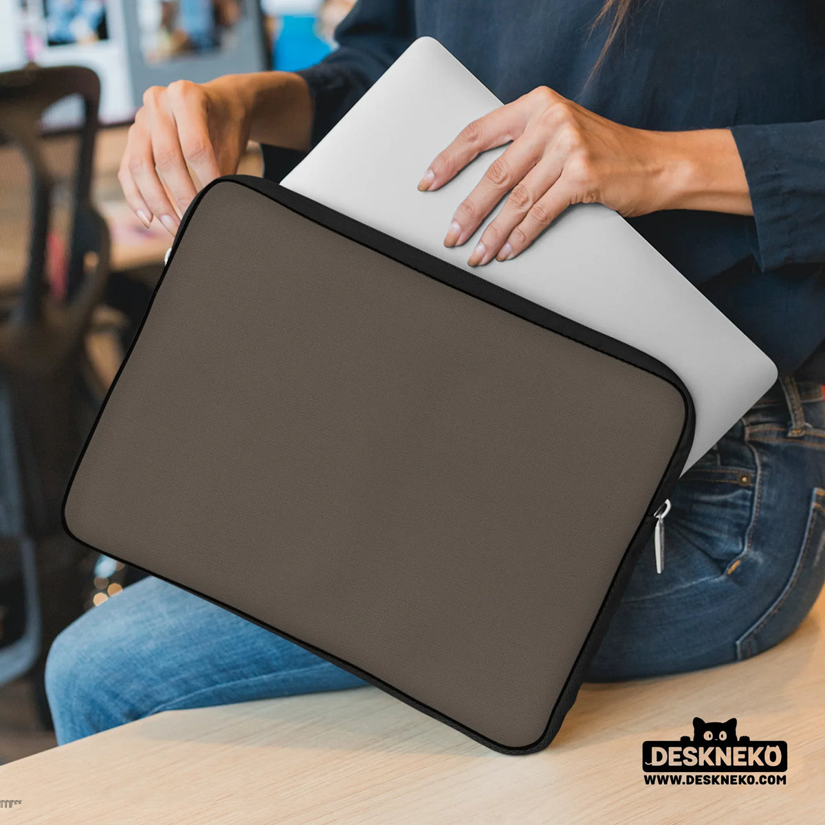 Cocoa laptop sleeve case, minimalist padded notebook cover