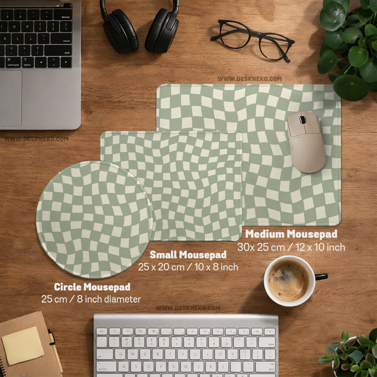 Green checker desk mat