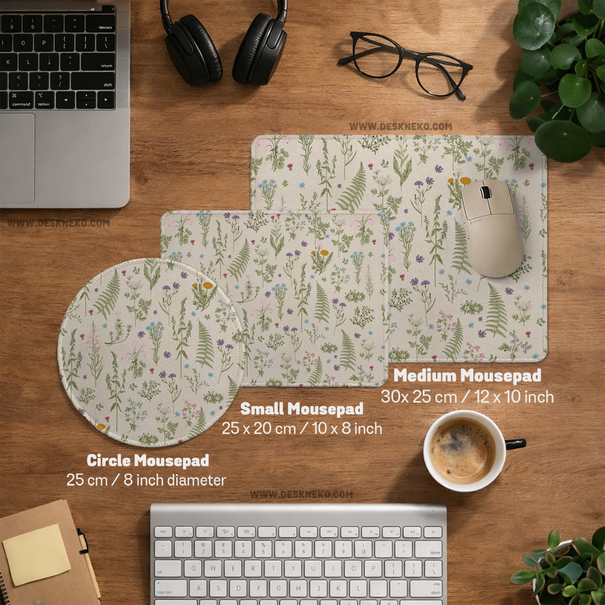 Wildflower pattern desk mat