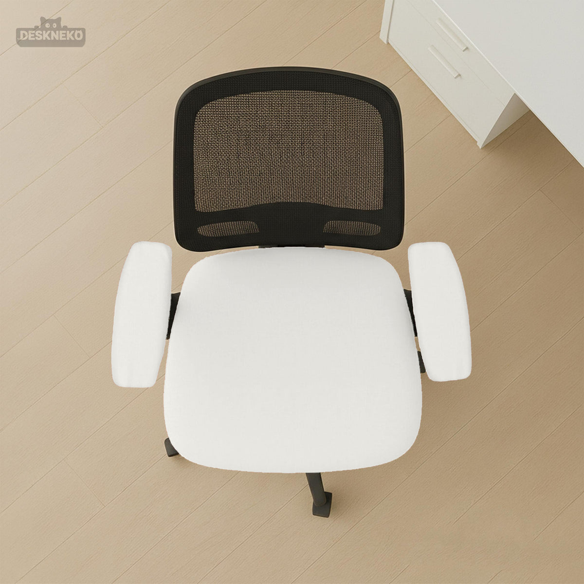 Cloud Dancer chair cover, coverage and construction view 17. Selected cover option only; chair and accessories not included.