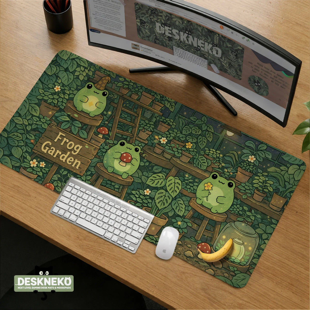 Frog garden deskmat
