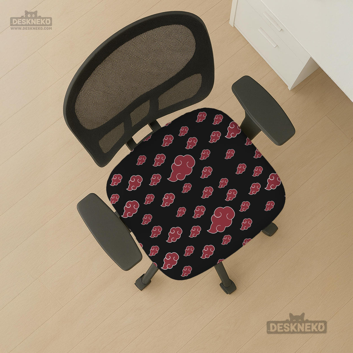 Black and red gaming chair cover with a red cloud pattern shown as multiple cover options, including full chair, back-and-seat, seat-only, and armrest-only styles.