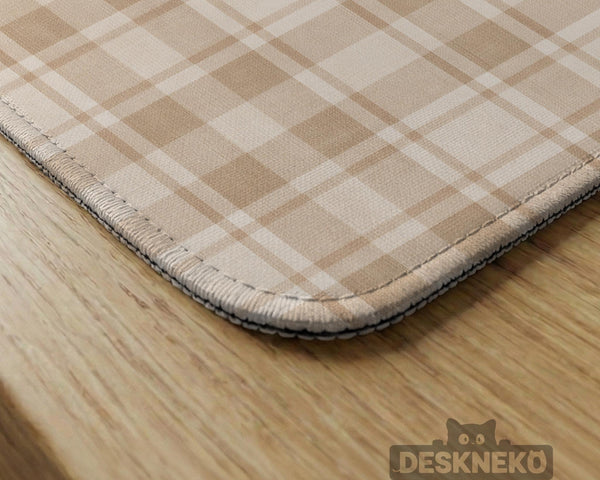 Beige plaid mahjong mat with a cream tartan pattern on a neutral background.